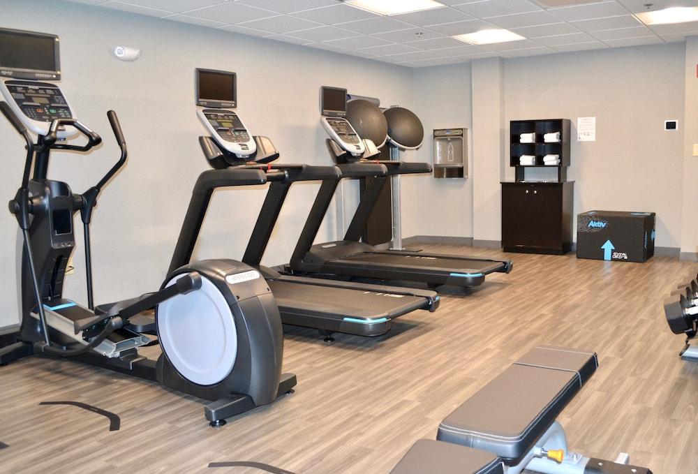 Hotel Hampton 3*